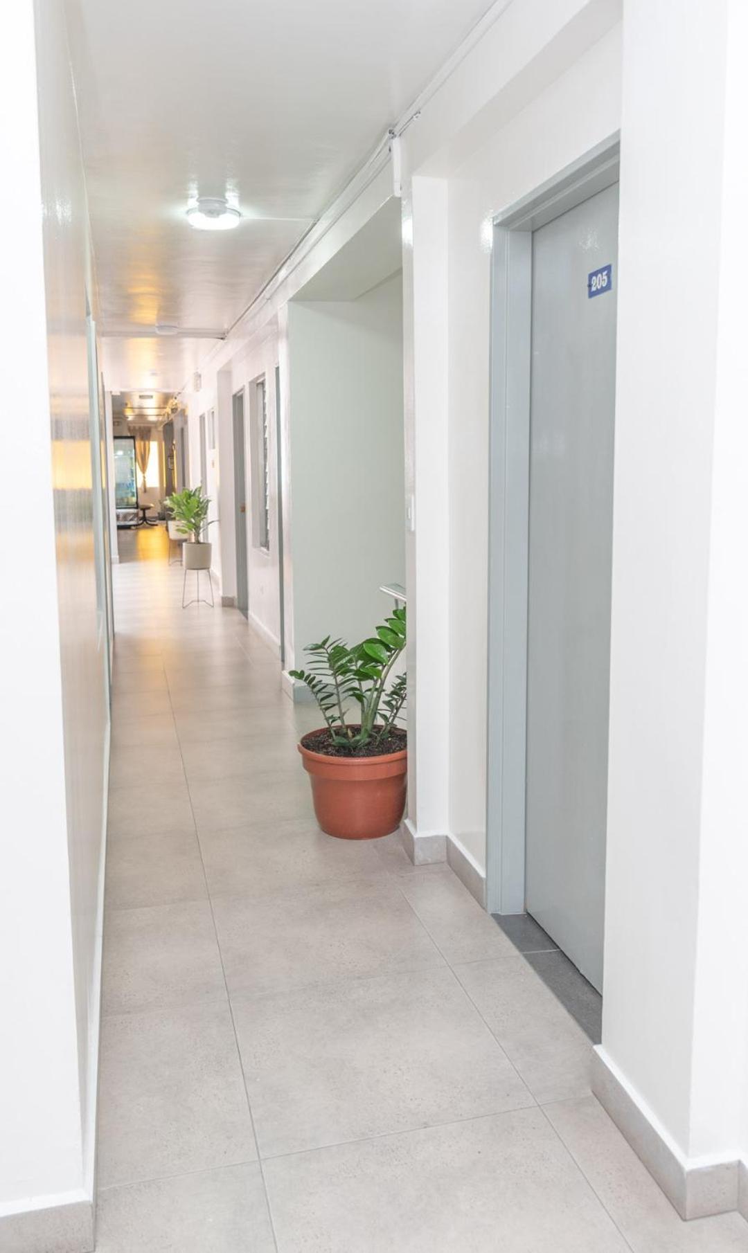 Hotel Alcazar Μεντεγίν Εξωτερικό φωτογραφία